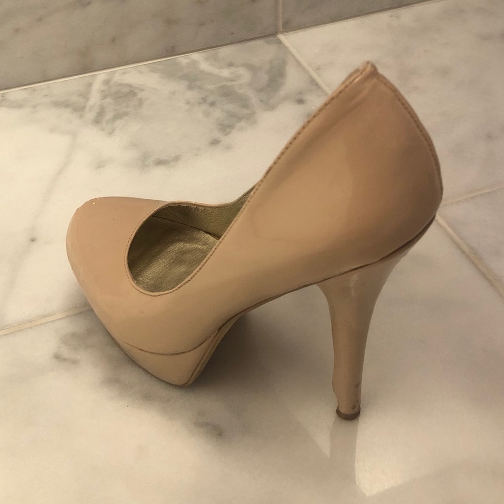 Nude heels!